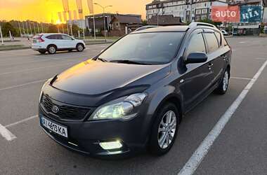 Універсал Kia Ceed 2011 в Києві