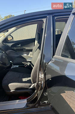 Хэтчбек Kia Ceed 2008 в 