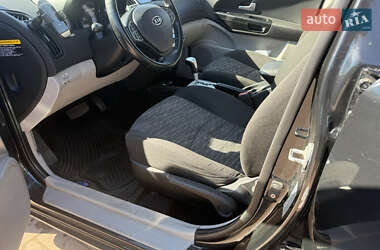 Хэтчбек Kia Ceed 2008 в 