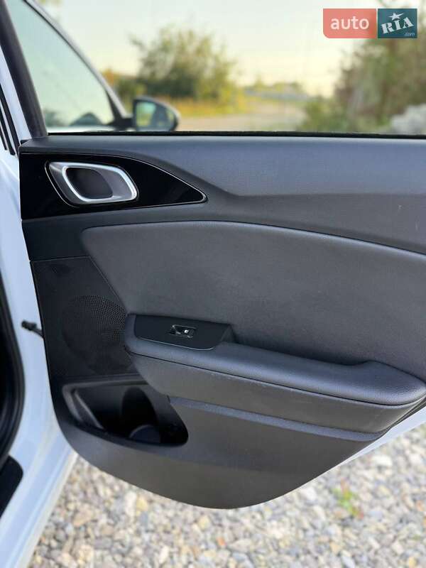 Універсал Kia Ceed 2020 в Тернополі фото 33 Універсал Kia Ceed 2020 в Тернополі