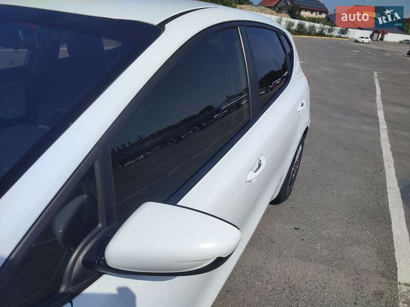 Хэтчбек Kia Ceed 2012 в Ужгороде фото 16 Хэтчбек Kia Ceed 2012 в Ужгороде