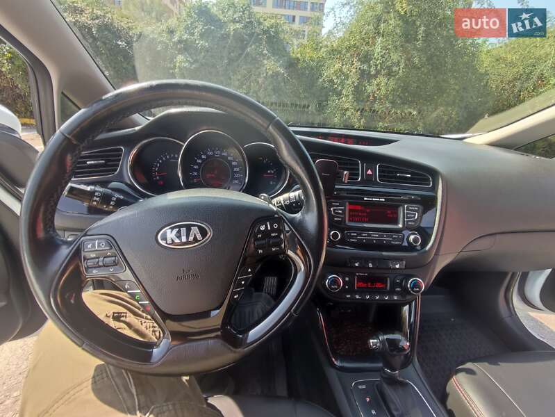 Хэтчбек Kia Ceed 2012 в Ужгороде фото 49 Хэтчбек Kia Ceed 2012 в Ужгороде