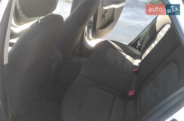 Хэтчбек Kia Ceed 2015 в 