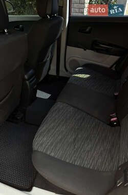Хэтчбек Kia Ceed 2007 в 