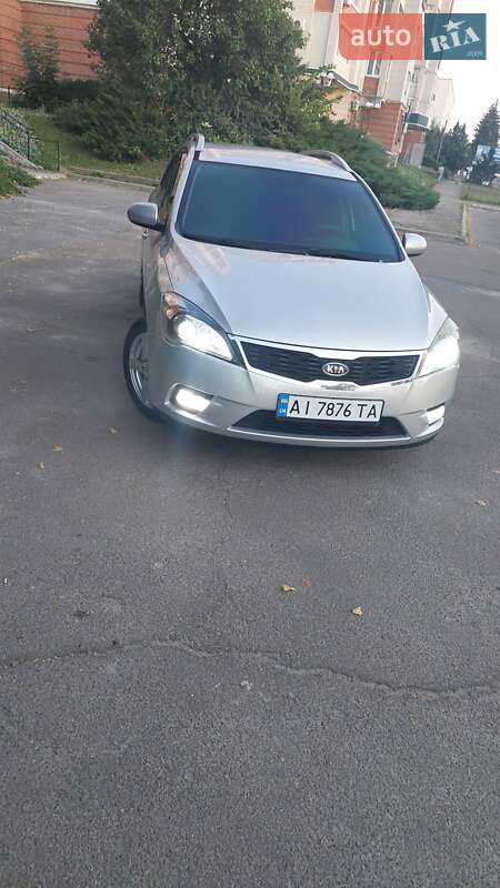 Универсал Kia Ceed 2009 в 