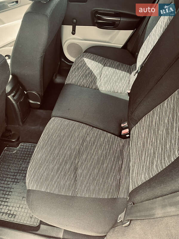 Хэтчбек Kia Ceed 2009 в Львове