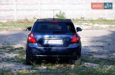 Хэтчбек Kia Ceed 2007 в Новояворовске