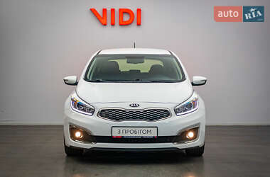 Хэтчбек Kia Ceed 2017 в 