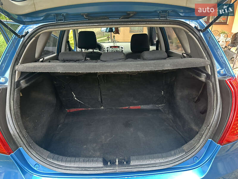 Хэтчбек Kia Ceed 2010 в Львове