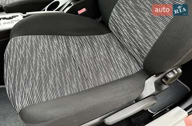Хэтчбек Kia Ceed 2008 в 