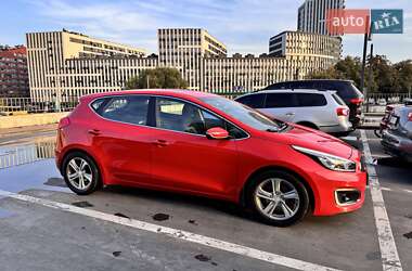 Хэтчбек Kia Ceed 2017 в 