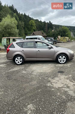 Универсал Kia Ceed 2007 в 