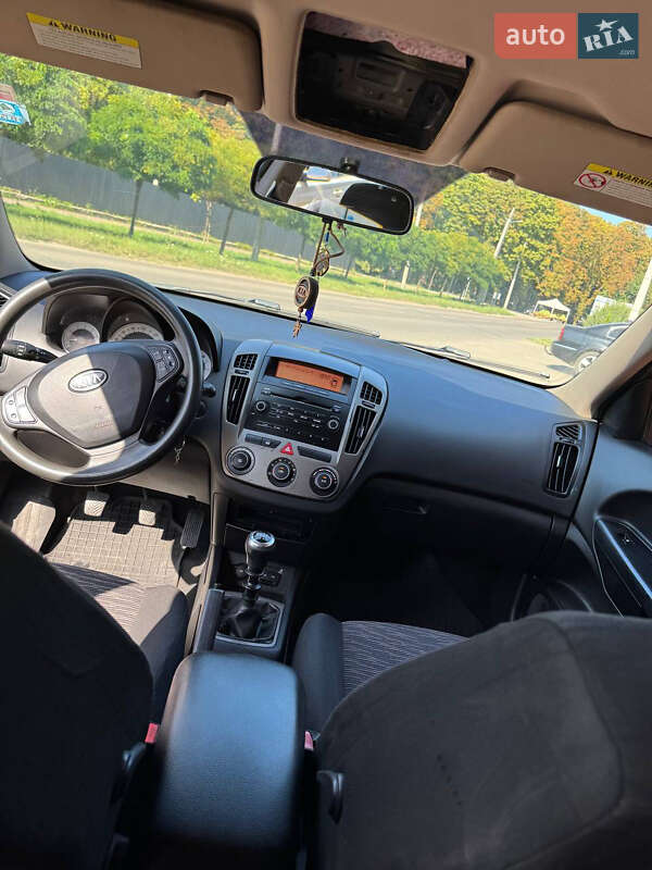 Універсал Kia Ceed 2009 в Ужгороді