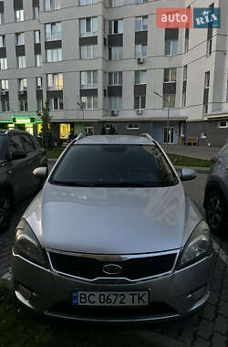 Универсал Kia Ceed 2011 в Львове