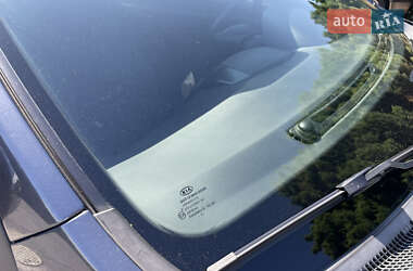 Хэтчбек Kia Ceed 2010 в 