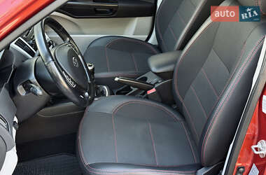 Хэтчбек Kia Ceed 2008 в 