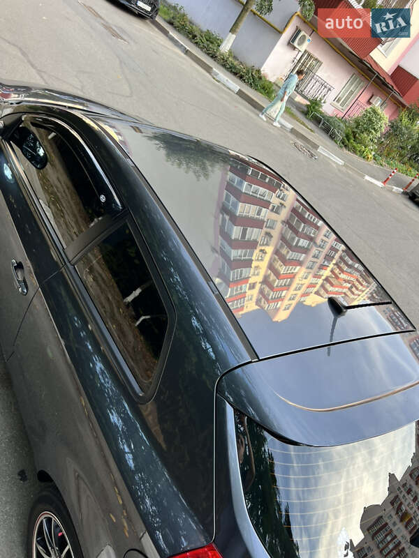 Хетчбек Kia Ceed 2011 в Києві фото 5 Хетчбек Kia Ceed 2011 в Києві