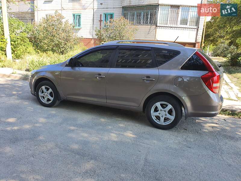 Универсал Kia Ceed 2012 в Кривом Роге