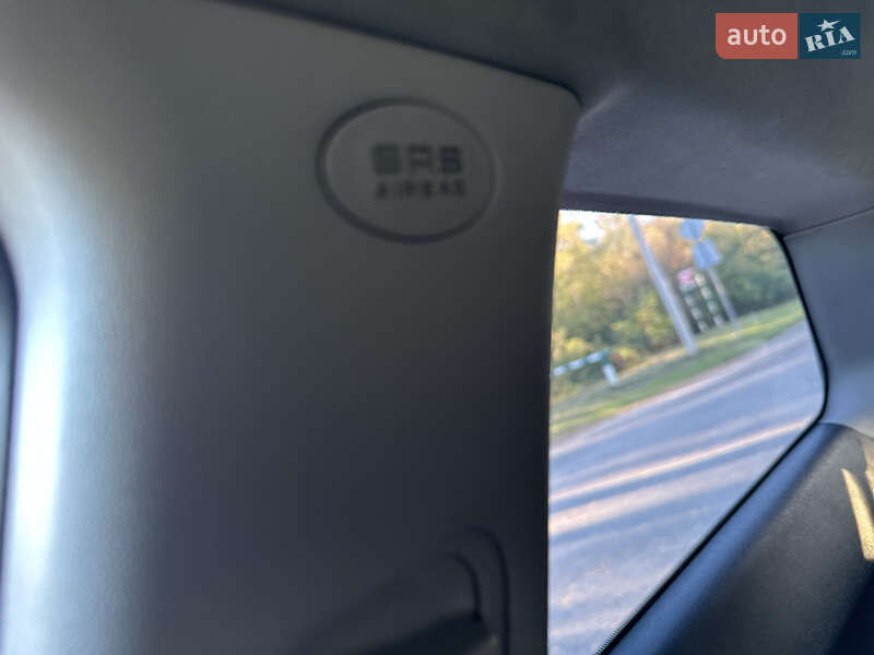 Хэтчбек Kia Ceed 2008 в Киеве