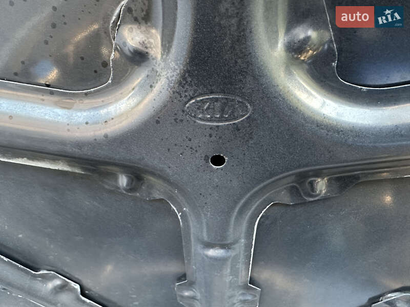 Хэтчбек Kia Ceed 2008 в Киеве