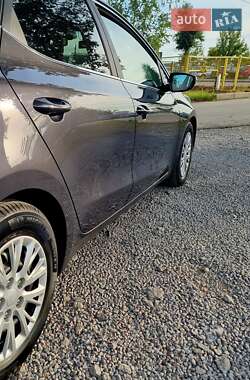Хэтчбек Kia Ceed 2017 в 