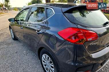 Хэтчбек Kia Ceed 2017 в 