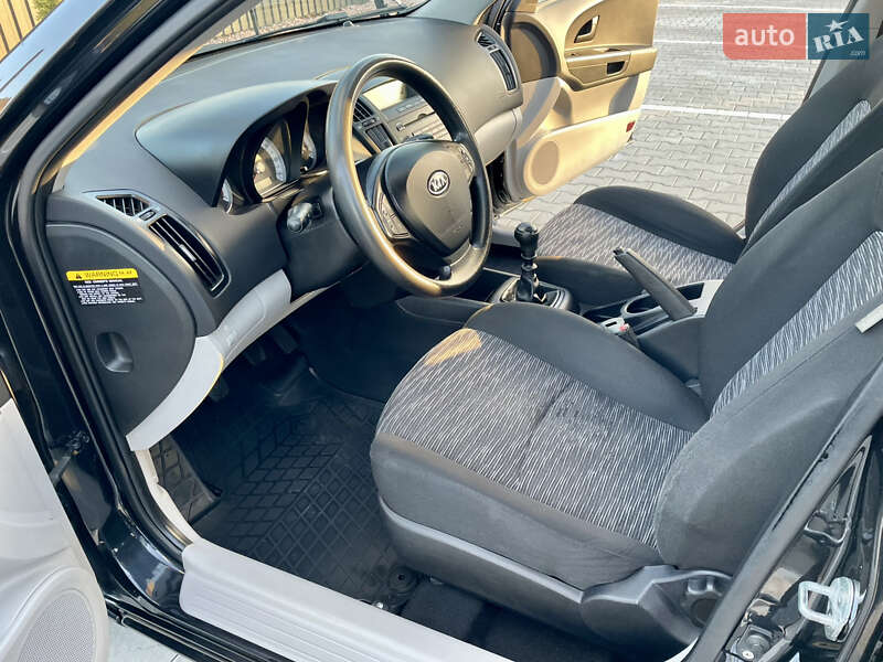 Хетчбек Kia Ceed 2007 в Одесі фото 53 Хетчбек Kia Ceed 2007 в Одесі