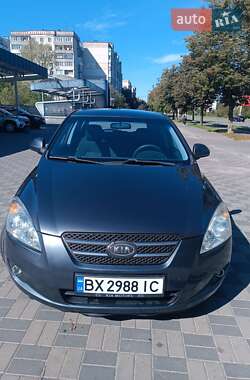 Хэтчбек Kia Ceed 2009 в Хмельницком