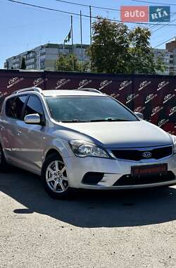 Универсал Kia Ceed 2010 в Сумах