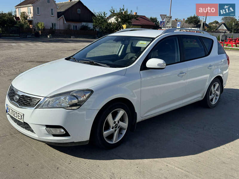 Универсал Kia Ceed 2009 в Владимирце