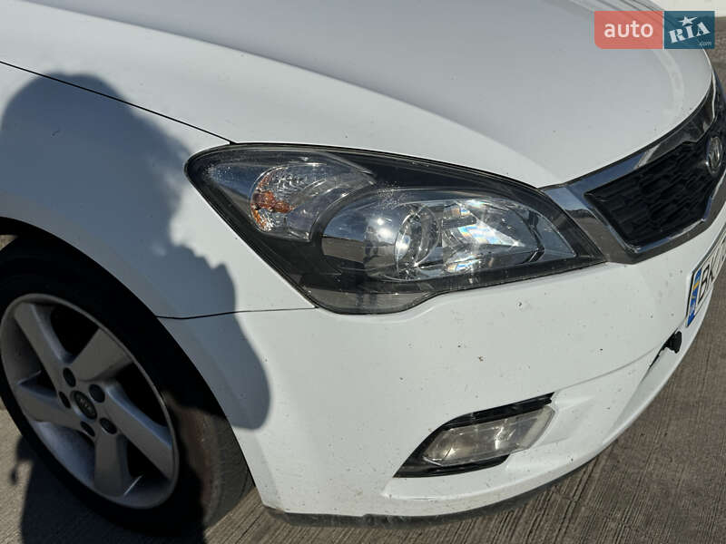 Универсал Kia Ceed 2009 в Владимирце