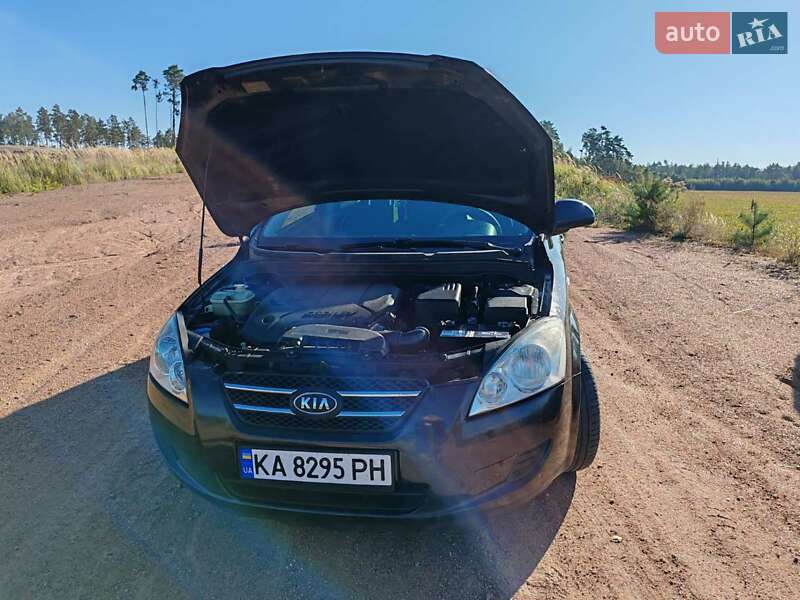 Універсал Kia Ceed 2008 в Житомирі