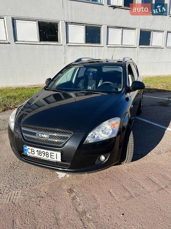 Универсал Kia Ceed 2008 в Чернигове