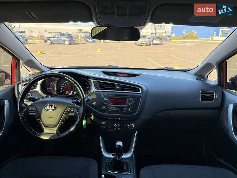 Универсал Kia Ceed 2017 в Киеве фото 7 Универсал Kia Ceed 2017 в Киеве
