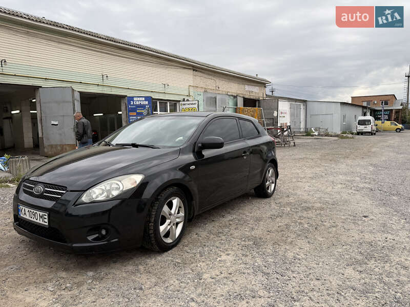 Хэтчбек Kia Ceed 2008 в Киеве фото 8 Хэтчбек Kia Ceed 2008 в Киеве