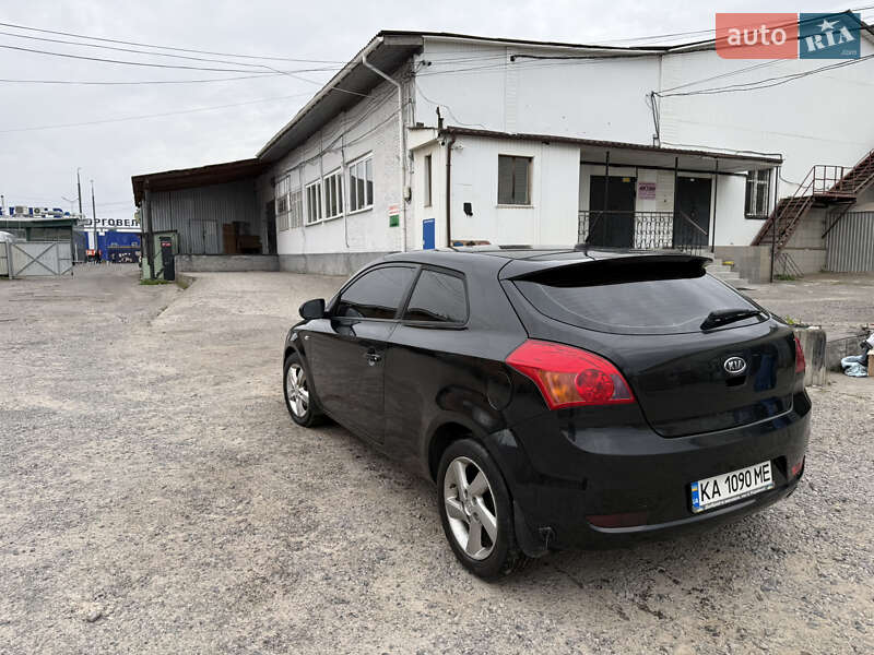 Хэтчбек Kia Ceed 2008 в Киеве фото 9 Хэтчбек Kia Ceed 2008 в Киеве