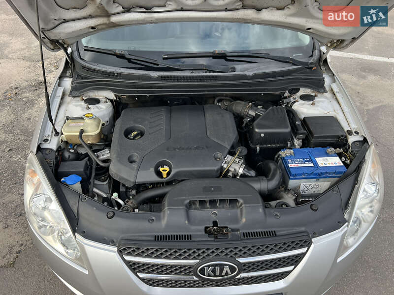 Хэтчбек Kia Ceed 2008 в Харькове