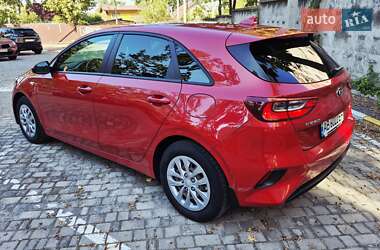 Хэтчбек Kia Ceed 2019 в 