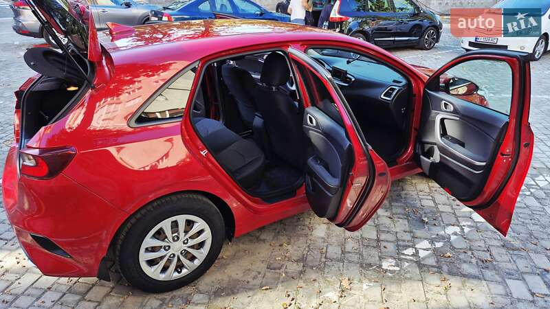 Хетчбек Kia Ceed 2019 в Ірпені