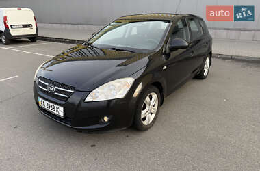 Хэтчбек Kia Ceed 2008 в Киеве