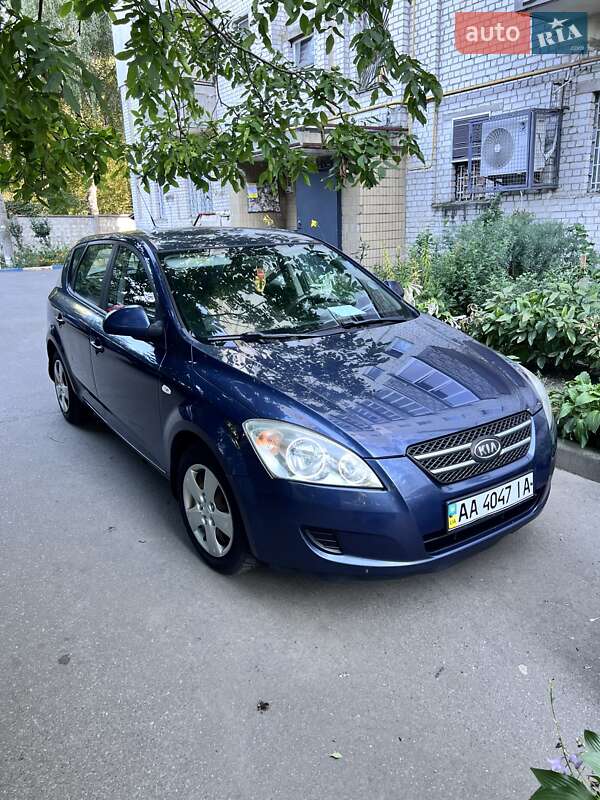 Хетчбек Kia Ceed 2008 в Вишневому
