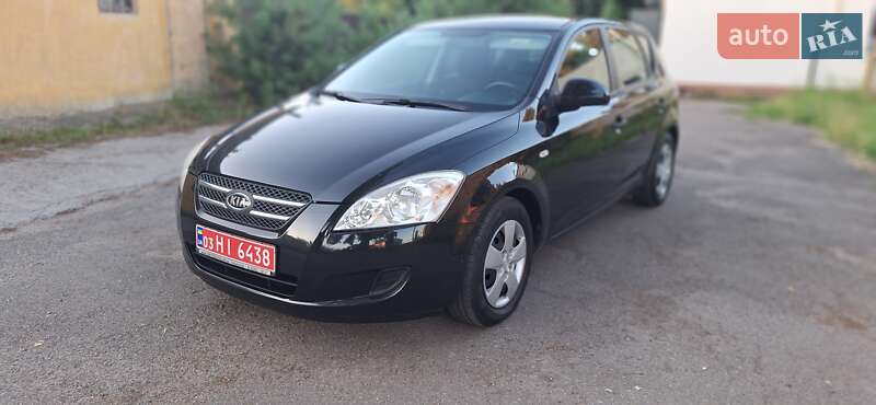 Хэтчбек Kia Ceed 2008 в Нежине