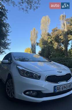 Хэтчбек Kia Ceed 2013 в Киеве