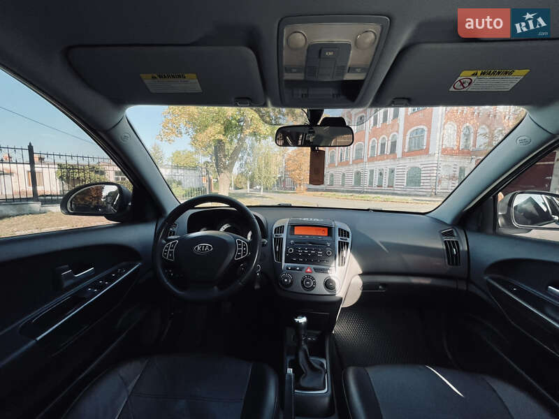 Хэтчбек Kia Ceed 2007 в Полтаве