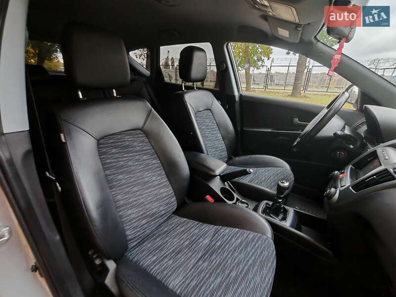 Універсал Kia Ceed 2008 в Олександрії