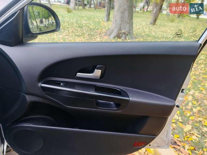 Універсал Kia Ceed 2008 в Олександрії