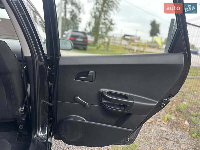 Универсал Kia Ceed 2009 в Виннице