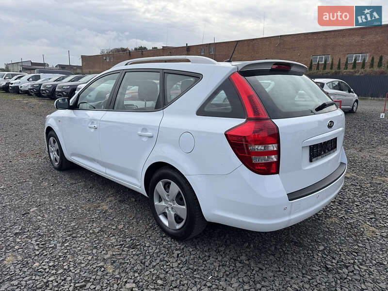 Універсал Kia Ceed 2011 в Луцьку