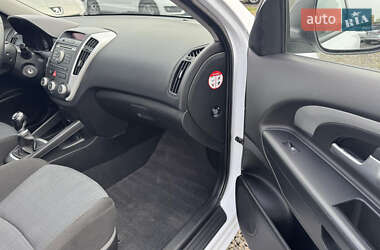 Универсал Kia Ceed 2011 в 