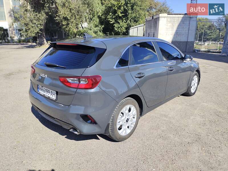 Хэтчбек Kia Ceed 2023 в Каменском фото 5 Хэтчбек Kia Ceed 2023 в Каменском